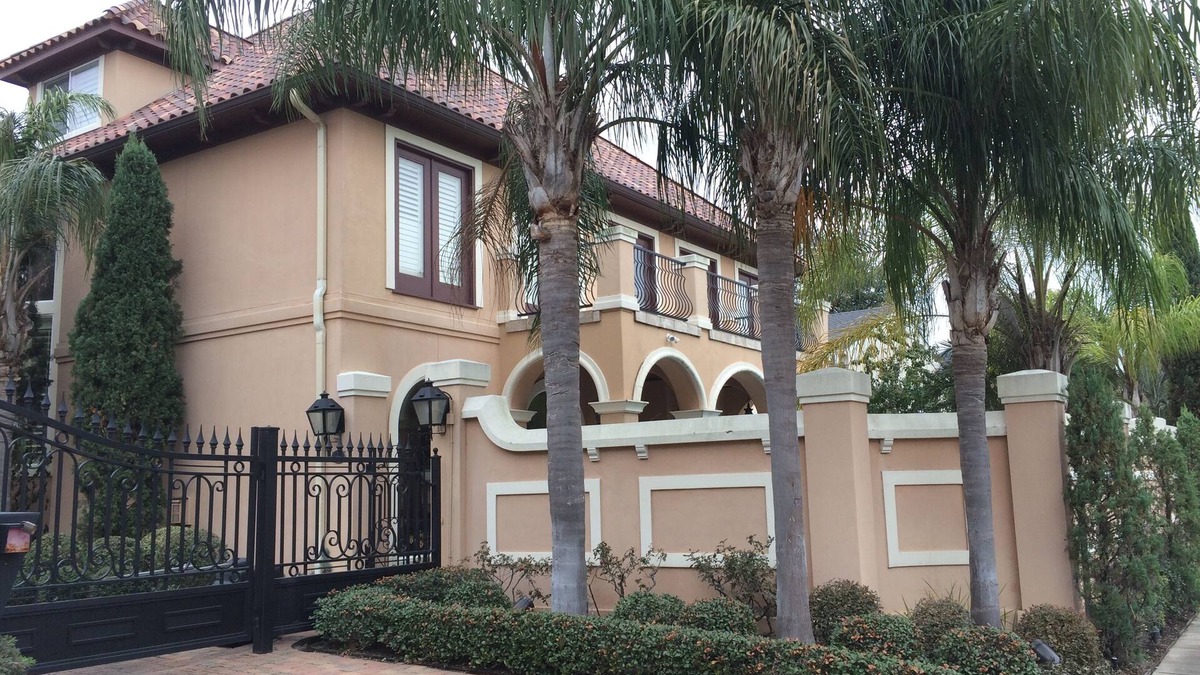 Houston House | Luxurious Super Bowl rental in highly desirable Galleria area