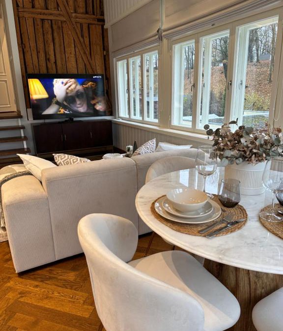 Old Town Apartment | Luxurious Vallikraavi apartment with Sauna, free parking