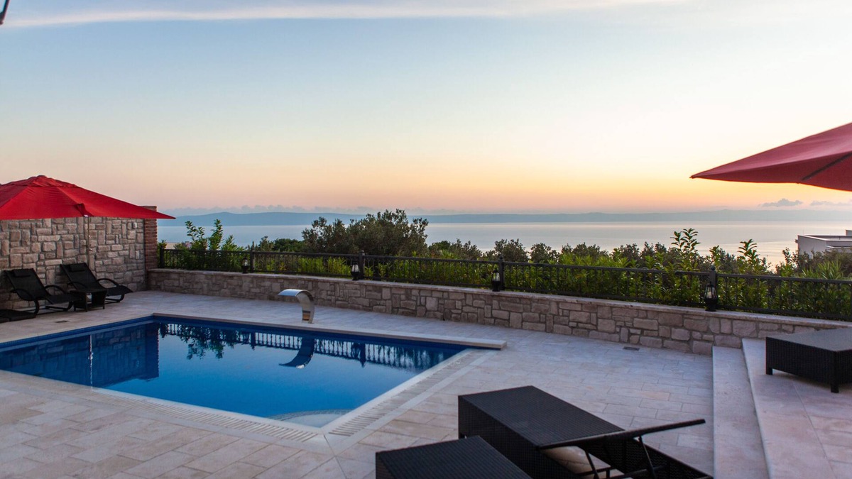 Makarska Villa | Luxurious villa, new with spectacular sea views