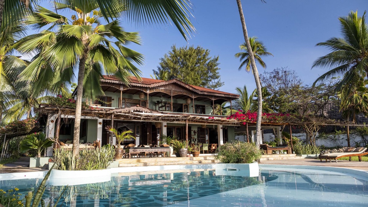 Matemwe Villa | LUXURIOUS VILLA ON THE BEACH with FULL HOTEL SERVICE