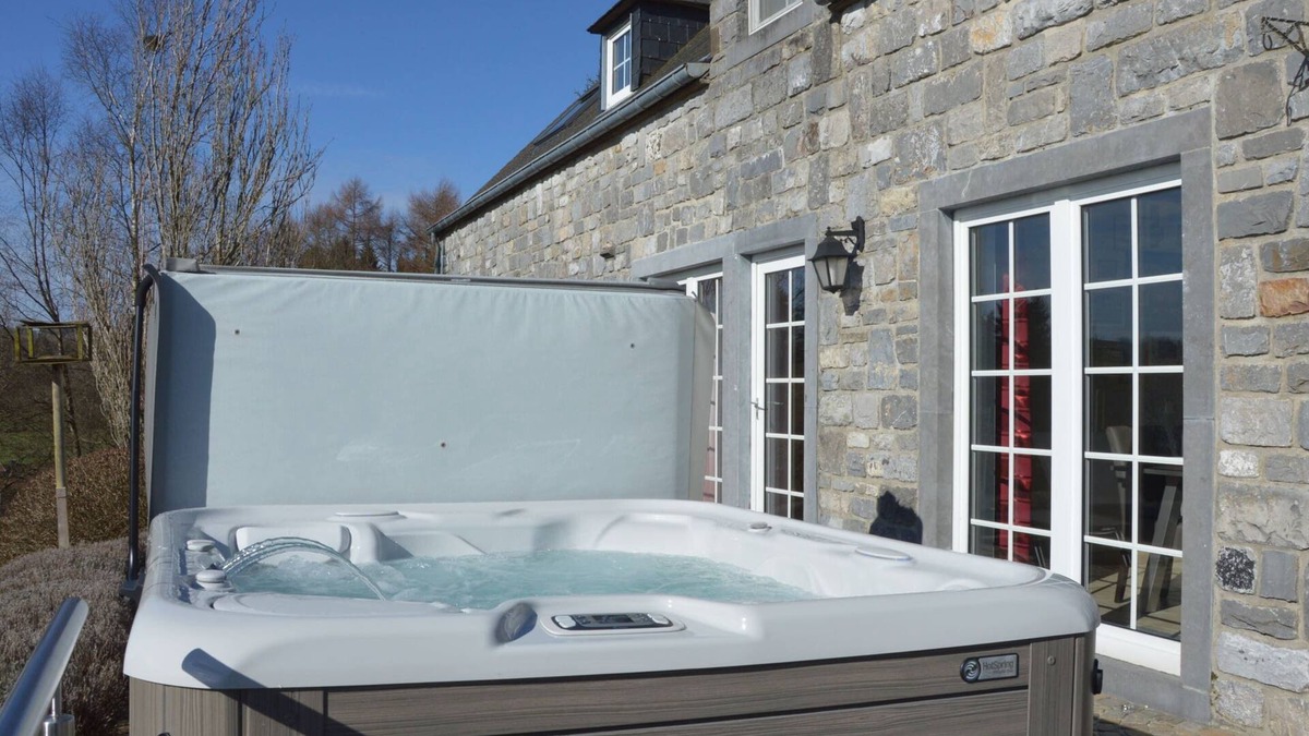 Francorchamps House | Luxurious Villa With Pool in the Ardennes