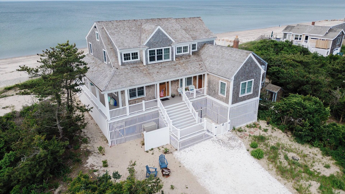East Sandwich House | Luxurious Waterfront Beach House with Breathtaking Views and Private Beach