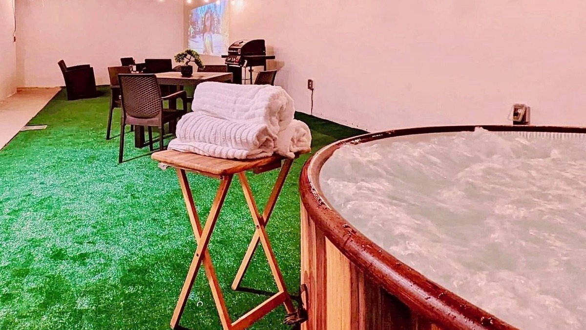 Arecibo Apartment | LuxuriousApt Private Jacuzzi/BBQ