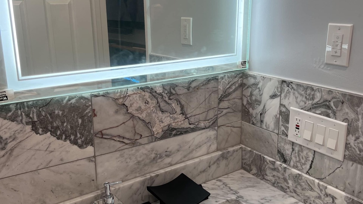 Newark Apartment | Luxuriously furnished 4 bedroom apartment