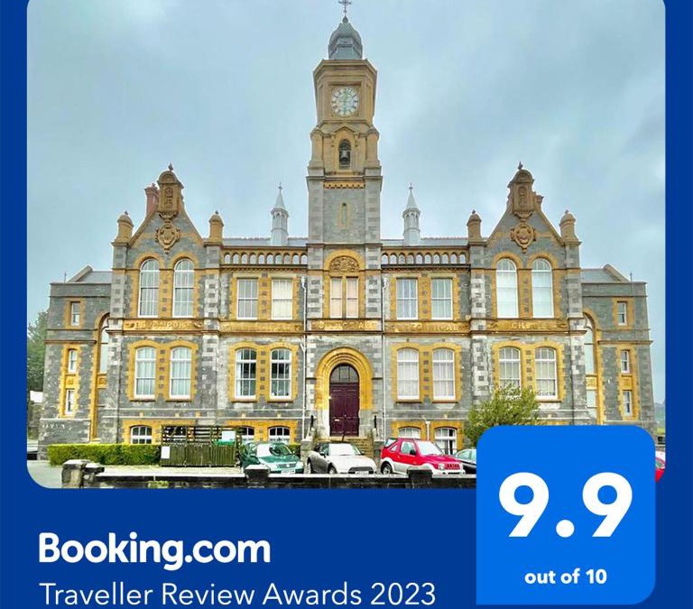 Plymouth Apartment | Luxury 1 Bedroom Duplex with Free Parking