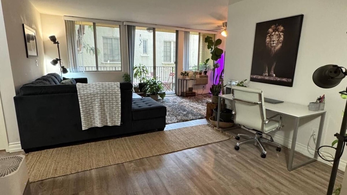 Hollywood Hills Apartment | Luxury 1 bedroom vacation Apartment heart of Hollywood/Runyon Canyon