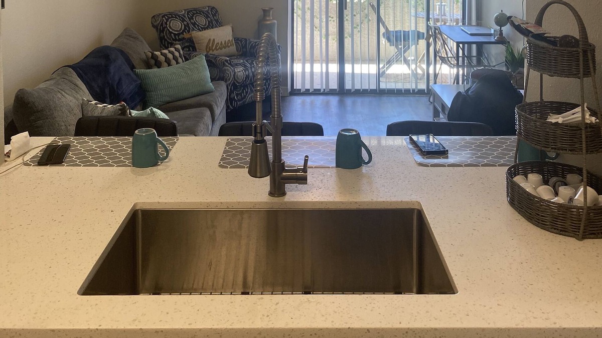 Ahwatukee Foothills Apartment | Luxury 1 bedroom with 3 pools and gym