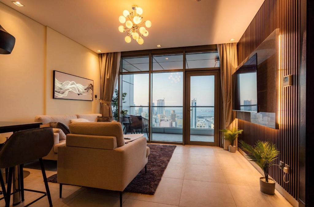 Al Hoora Apartment | Luxury 1 BR APT in City Center w/ City + Sea Views