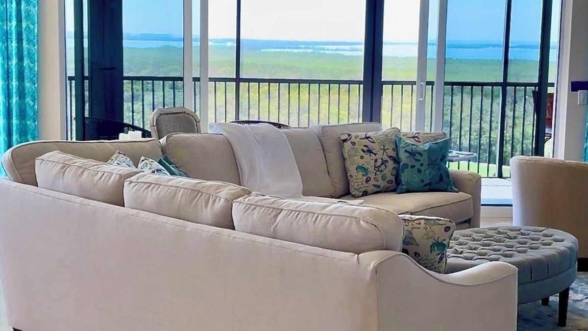 Bonita Springs Condo | Luxury 10th Floor Coastal Condo- 3BR/3.5BA Private Beach & Resort Amenities!
