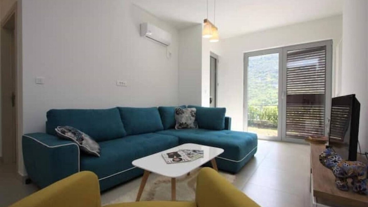 Donji Morinj Apartment | Luxury 1BR Apartment Cozy Gardennn