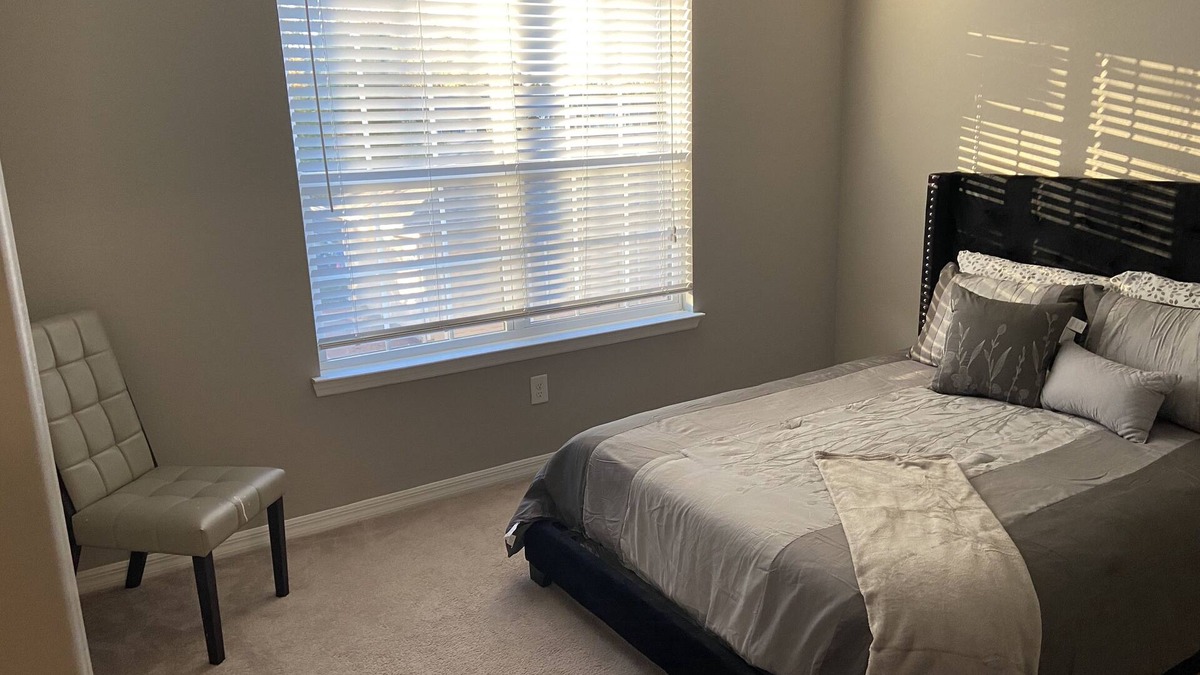 Newell Apartment | Luxury 1BR Apt Rental Unit