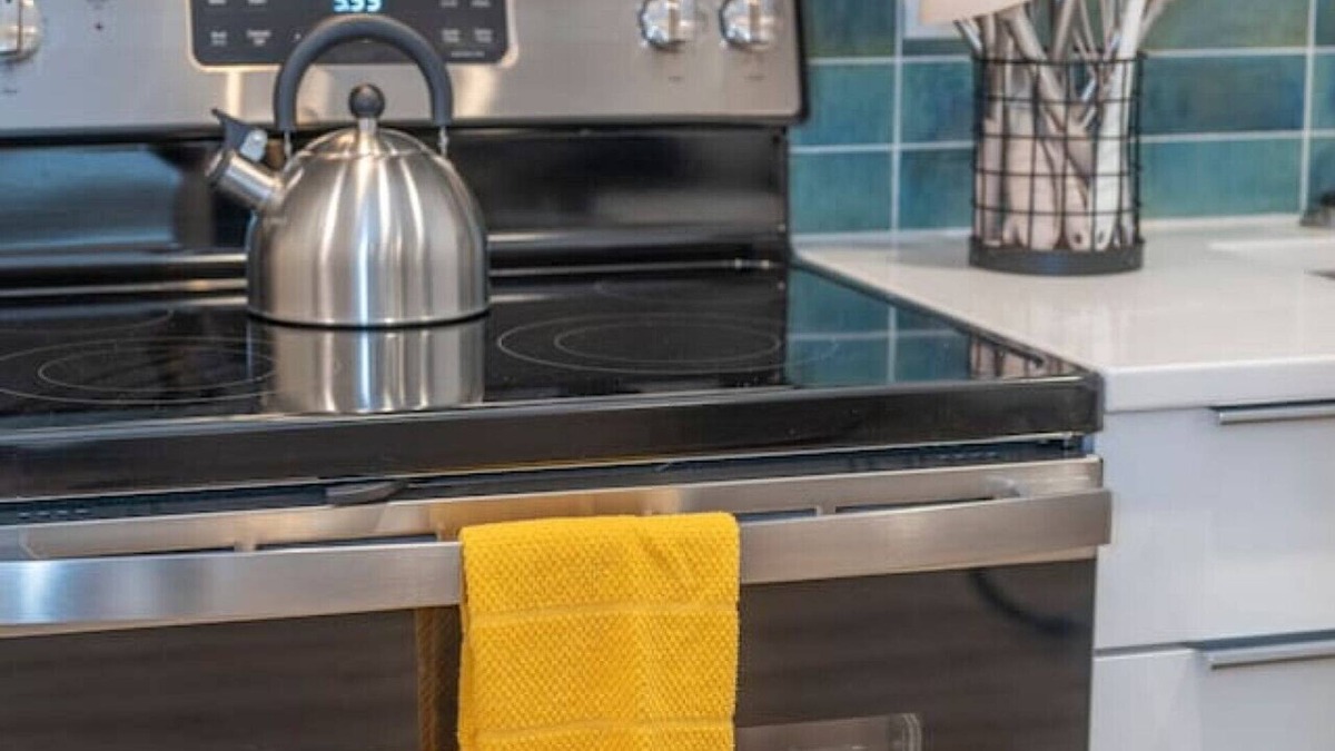 Diamond Hill House | Luxury 1BR Condo: OPEN Pool + Prime Location