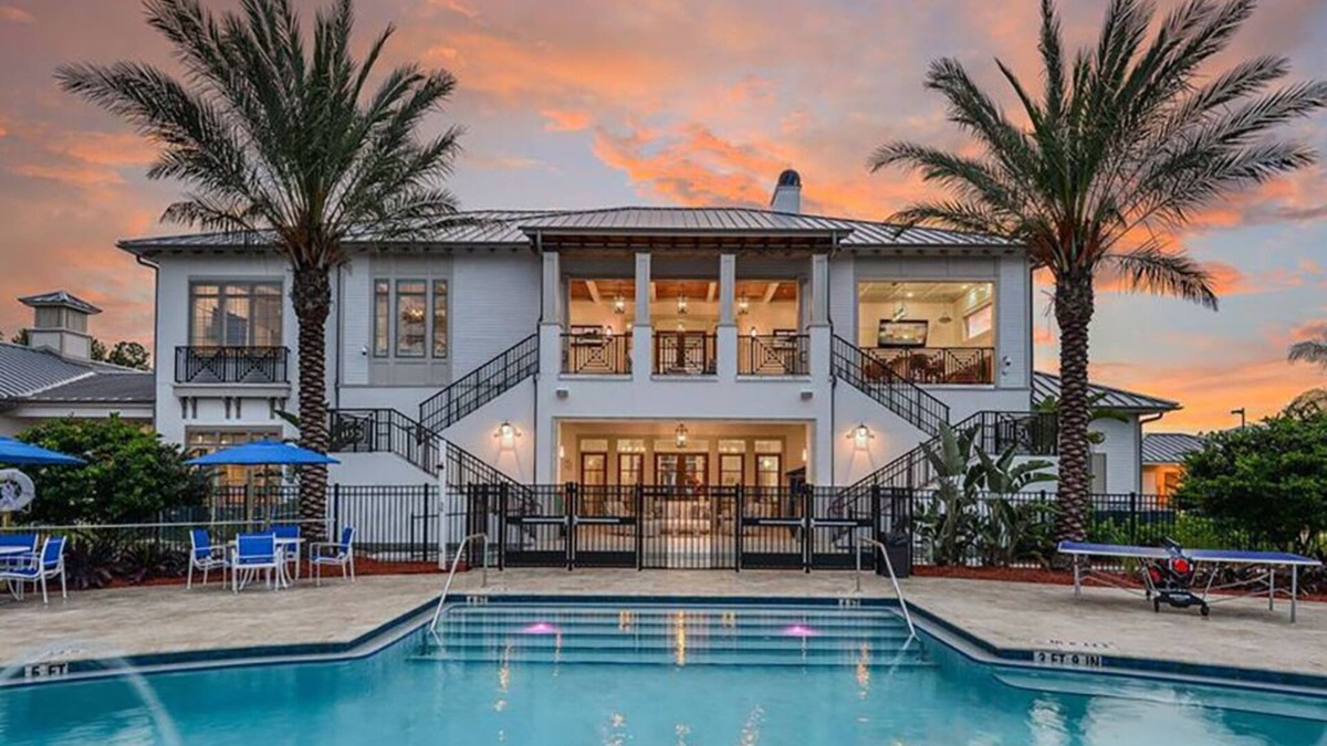 Southside Apartment | Luxury 2 Bed/2 Bath with Resort Style Amenities