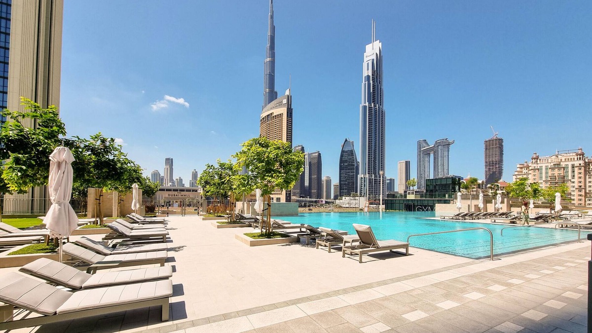 Bur Dubai Apartment | Luxury 2 bed apartment, Dubai mall access, Pet friendly