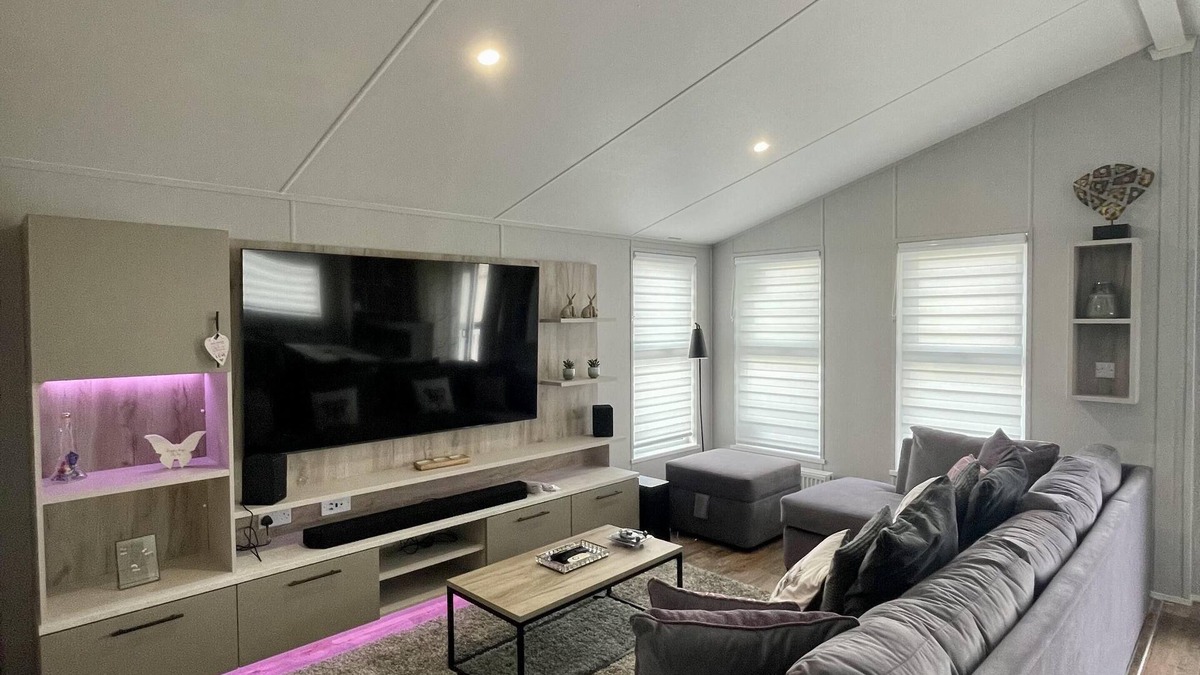 Camber Cabin | luxury 2 bed Lodge in Camber Sands