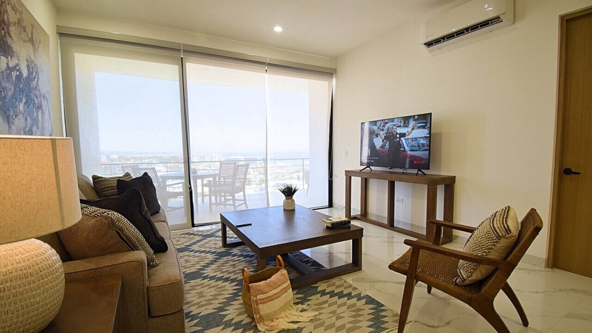 Colonia El Progreso Condo | Luxury 2 Bed @ the Heart of Cabo (OV) Pedregal 303