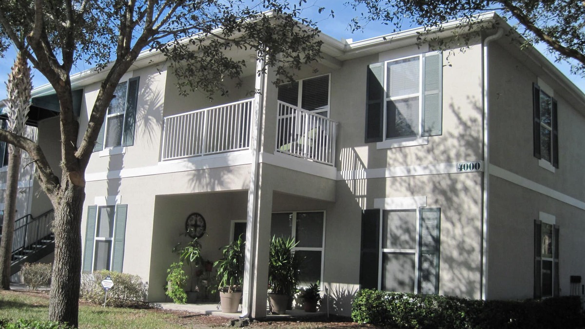 Haines City Condo | LUXURY 2 BEDROOM SECOND FLOOR (CORNER) CONDO IN SOUTHERN DUNES