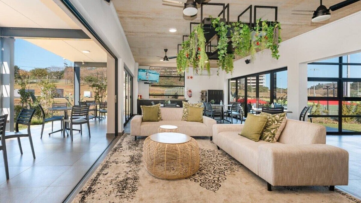 Ballito Apartment | Luxury 2 - Bedroom Garden Apartment