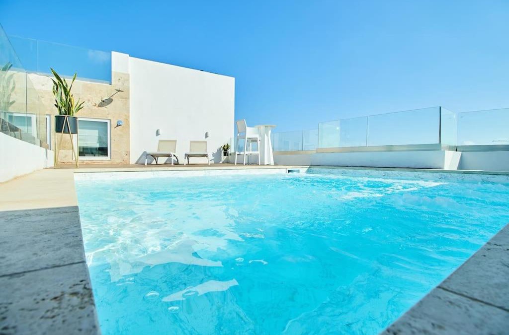Swieqi Apartment | Luxury 2 BR Penthouse - Pool - close to Paceville