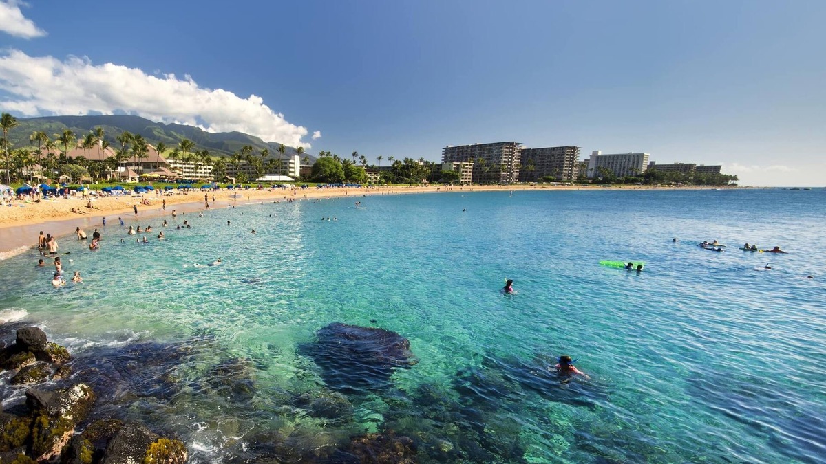 Honokowai Villa | Luxury 2 BR Villa, sleeps 6, on Maui's World Famous Kaanapali Beach