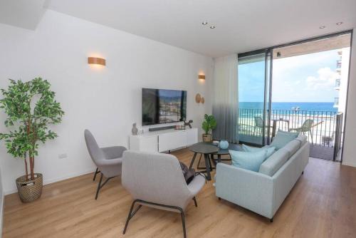 Tel Aviv Promenade Apartment | Luxury 2BD Beach Apartment 19