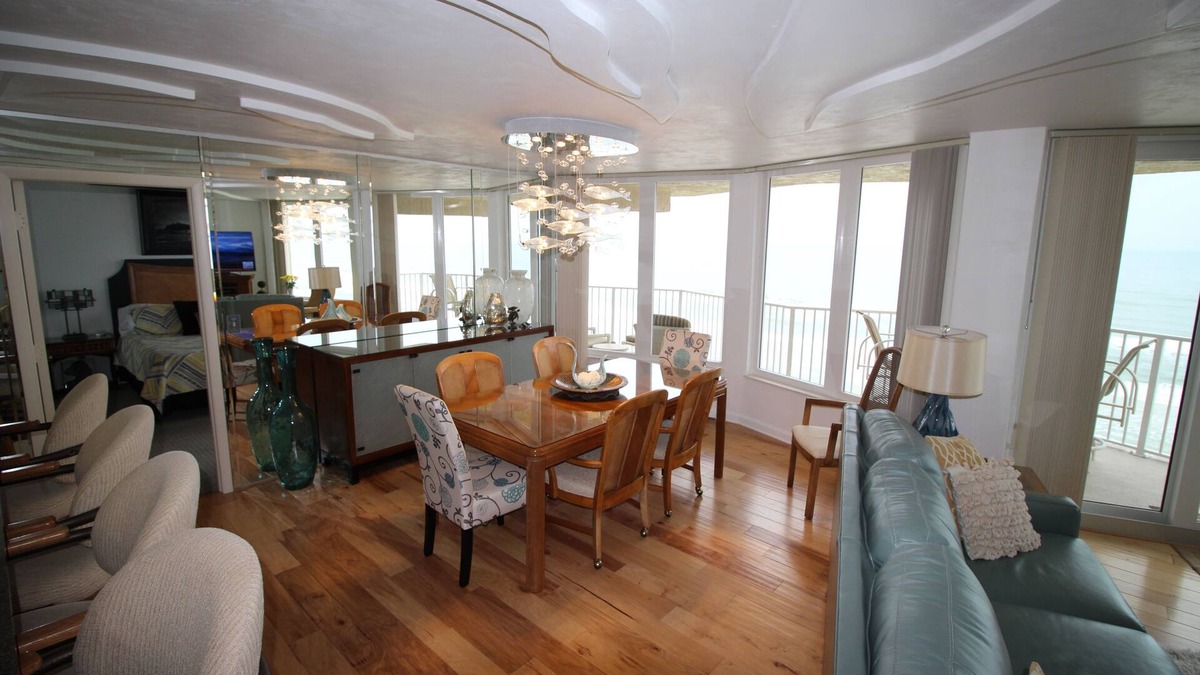 Daytona Beach Shores Condo | Luxury 3 BdRm, 3 Baths, Mst wSpa; On No Drive Beach! Ocean & Riverview Balconies