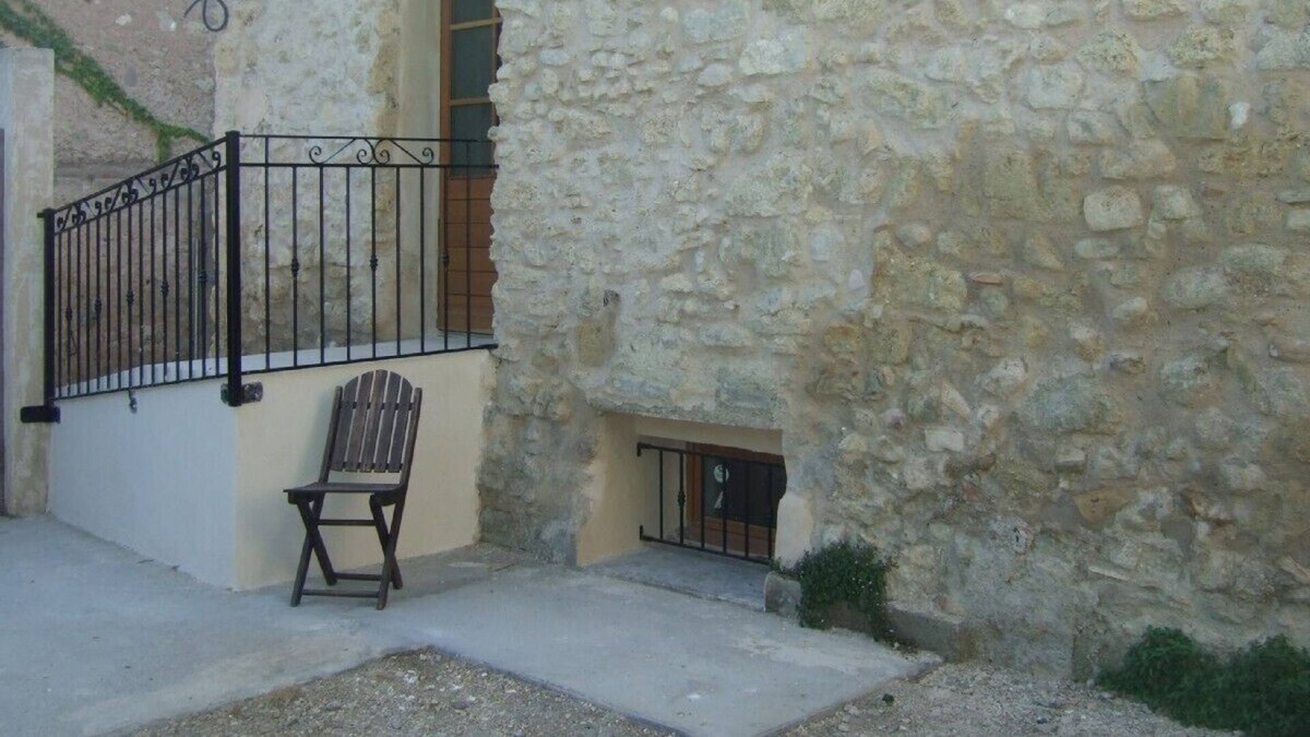 Capestang Apartment | Luxury 3 bed apartment with patio and wheelchair access