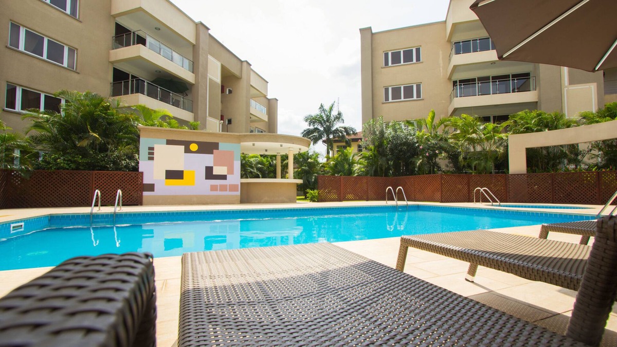 North Ridge Apartment | Luxury 3 Bed Apartment in Ridge