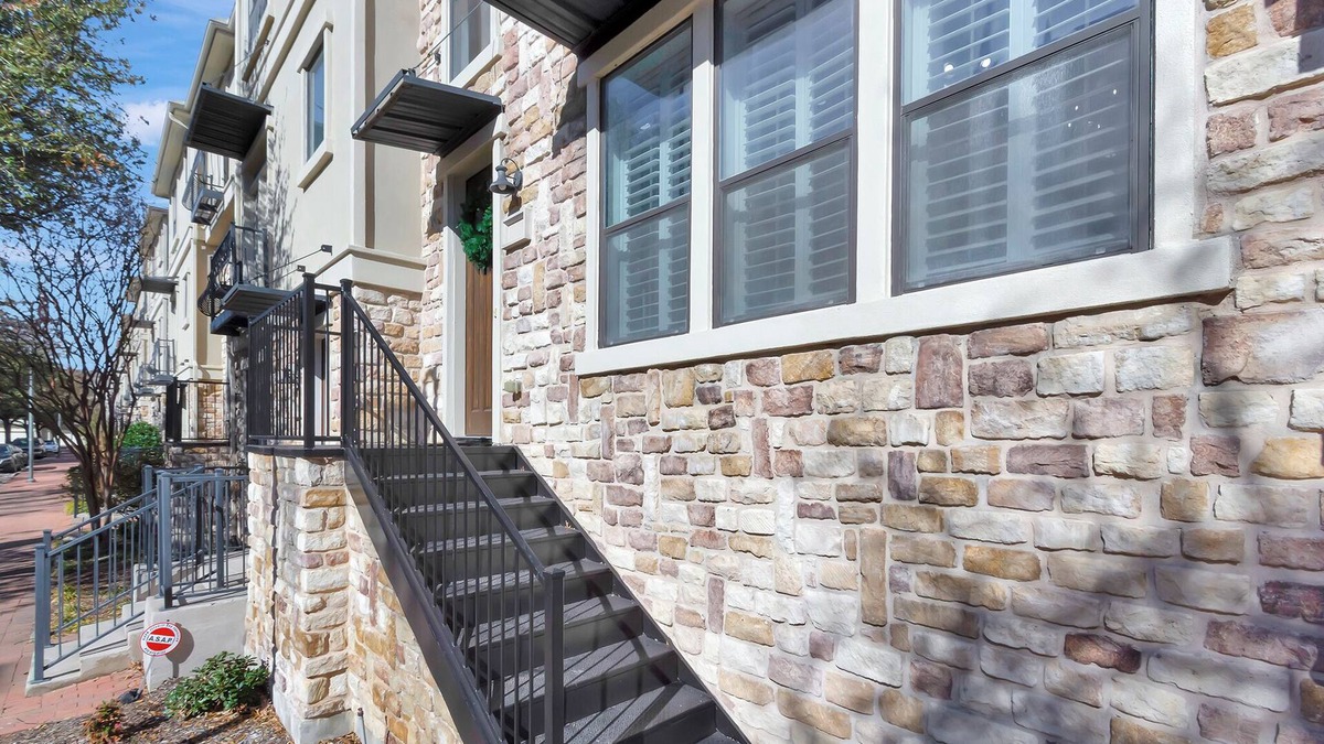 Legacy Park House | Luxury 3-bedroom corporate townhome with WiFi, AC, garage at The Shops at Legacy