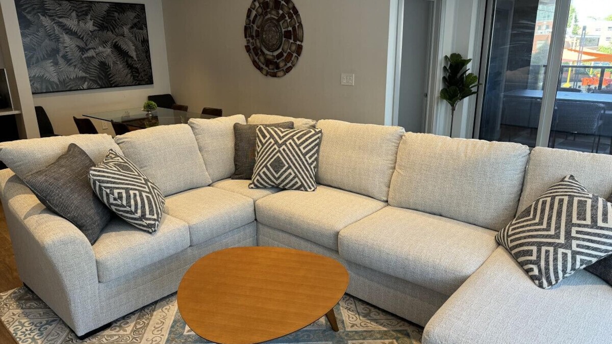 Downtown Halifax Apartment | Luxury 3 Bedroom in the Heart of Downtown Halifax