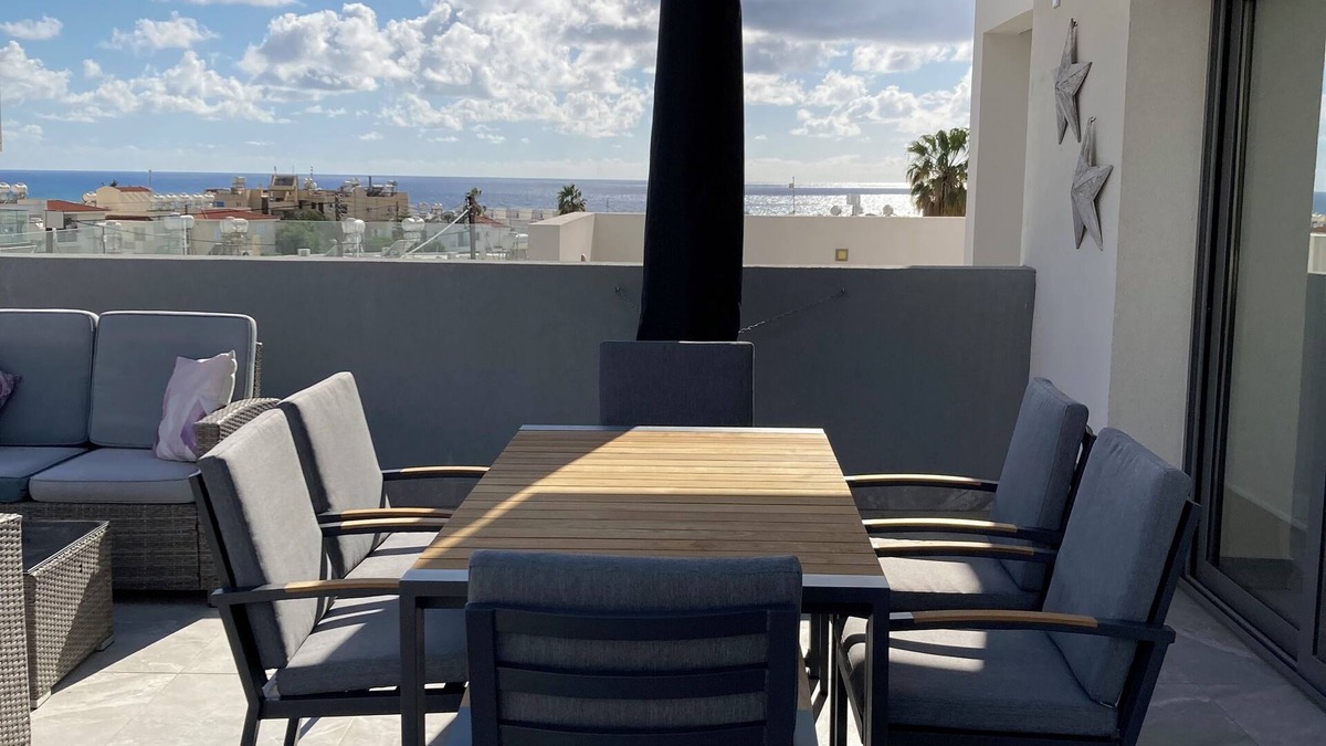 Paphos Apartment | Luxury 3 Bedroom Penthouse apartment with sea view.n10 mins walk to Venus Beach