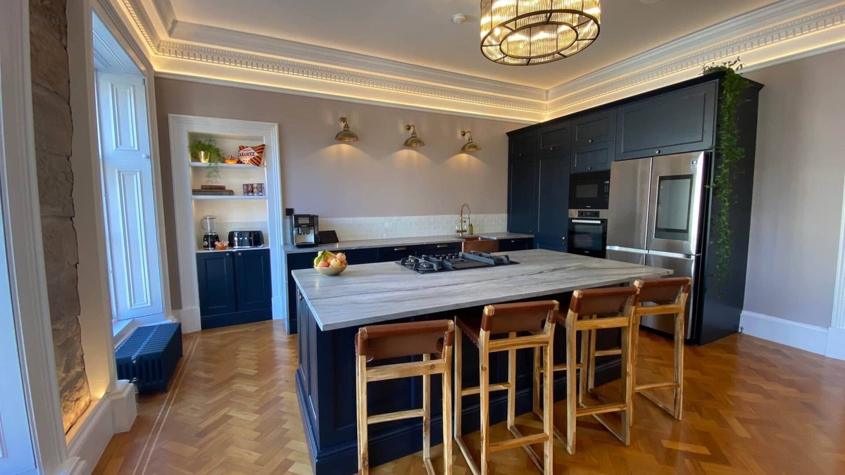 Glasgow Westend Apartment | Luxury 3 bedroom stay in the heart of the West End