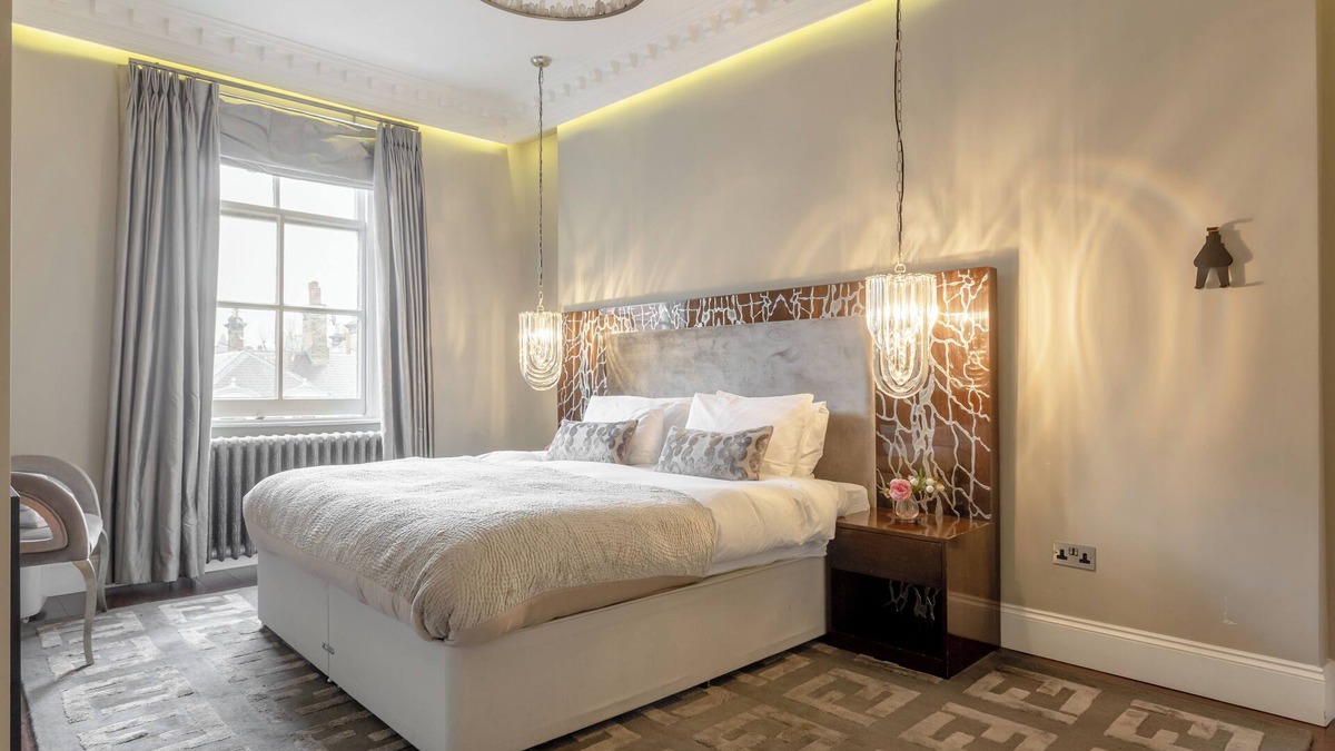 Royal Borough of Kensington and Chelsea Apartment | LUXURY 3 BEDROOMS FLAT IN Hyde Park