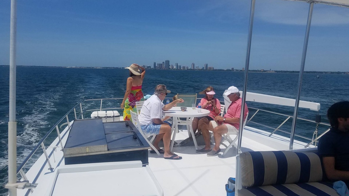 Sun Bay South Boat Rental | Luxury 3 level traditional Yacht
