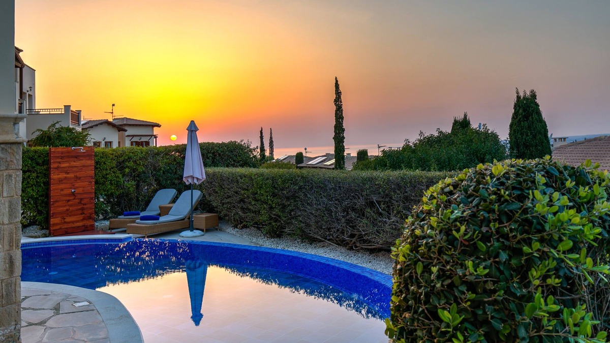 Aphrodite Hills Apartment | Luxury 3Br 2Ba Apartment With Heated Private Pool-Aphrodite Hills