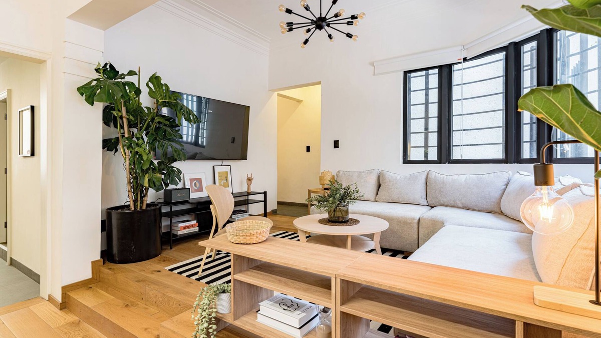 Colonia Roma House | Luxury 4 bedroom house with AC and Jacuzzi in Heart of Roma Norte, Mexico City