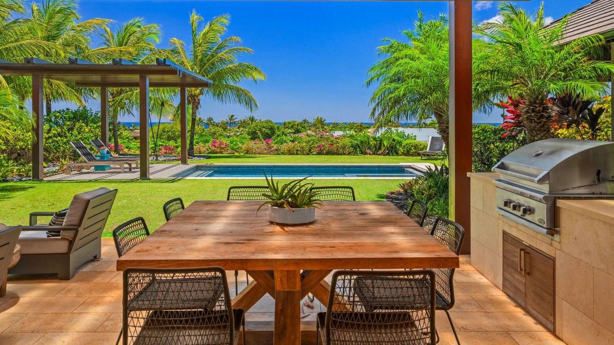 Poipu House | Luxury 4 bedroom home with Ocean Views