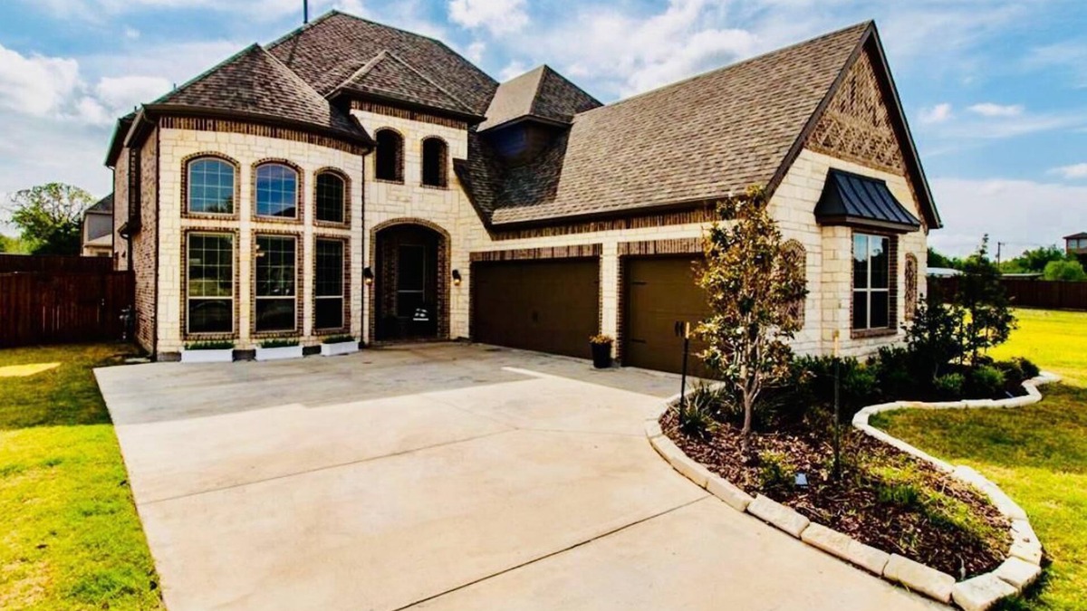Sachse House | Luxury 4BR/5BA House - Elegance & Comfort Combined, GREAT Family place