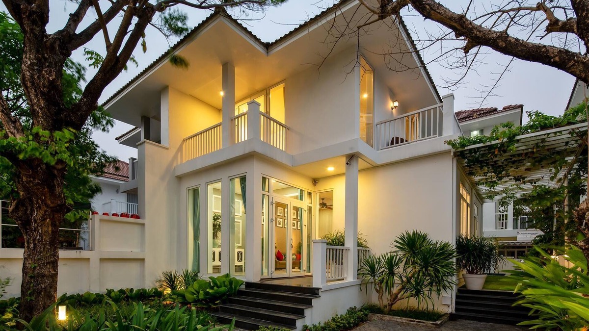 Son Tra Villa | Luxury 4BR & Pool - Ochic Villa Han River Side - Dragon Bridge Danang City