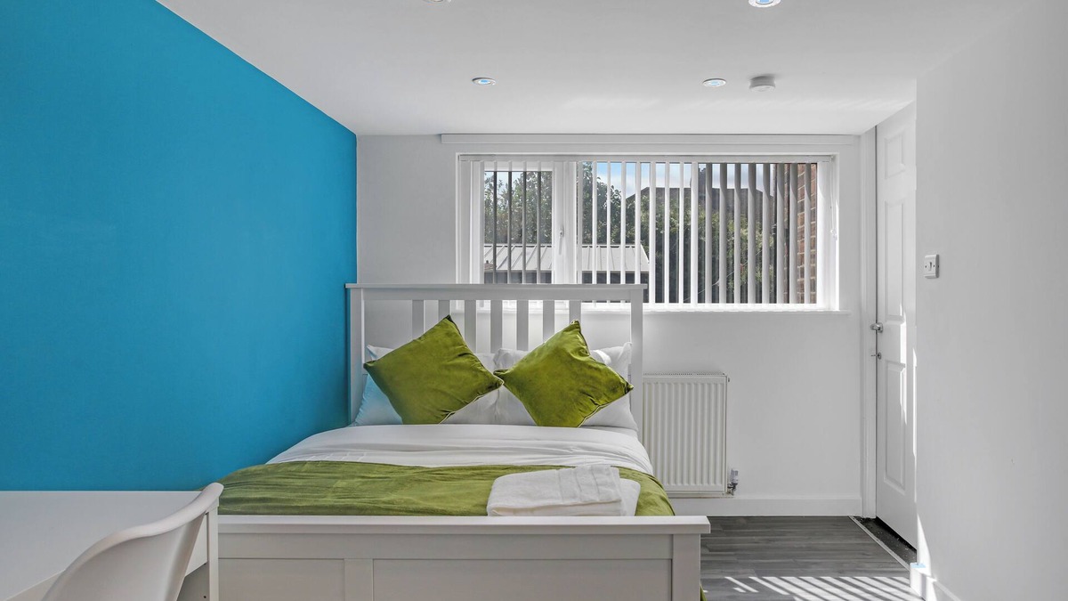 Newcastle-upon-Tyne House | Luxury 5 Bedroom Home in Newcastle
