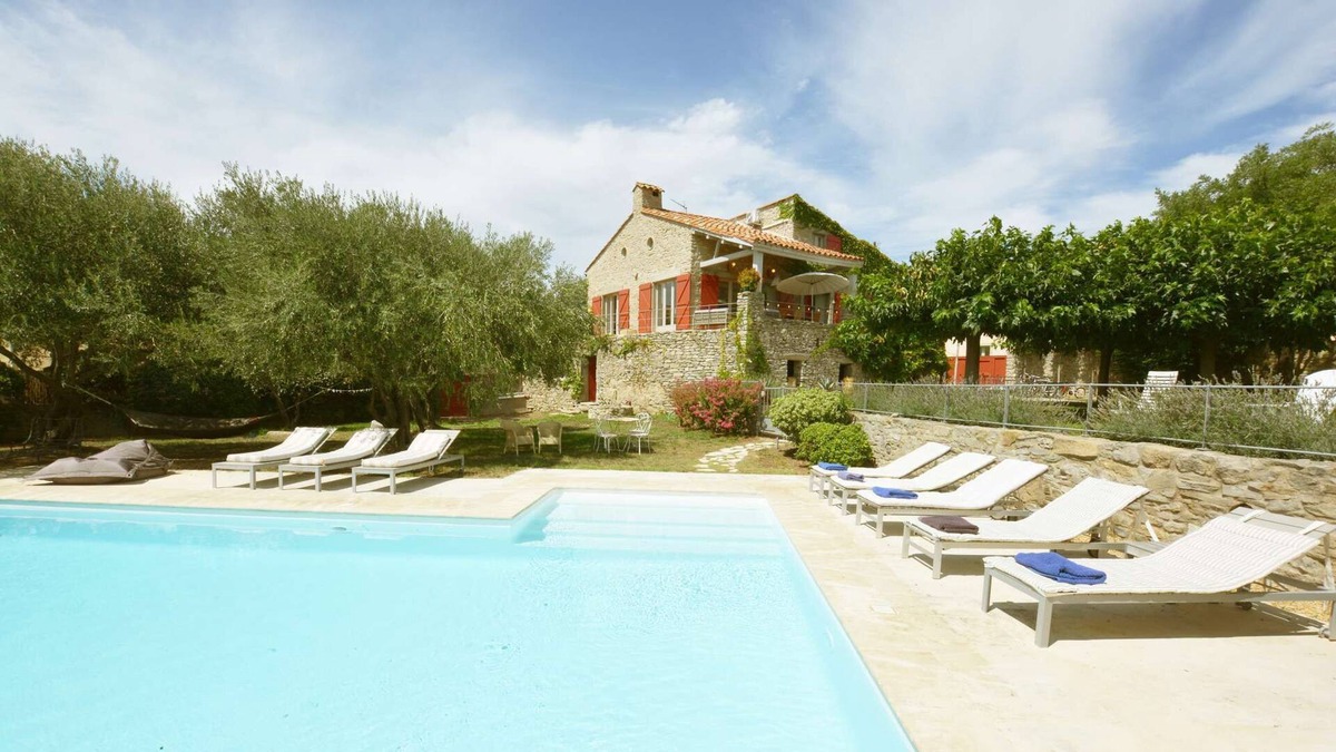 Cesseras Villa | Luxury 5 Bedroom Home in Languedoc with Pool
