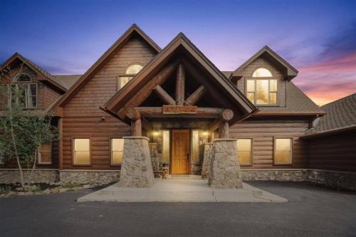 Baldy Mountain House | Luxury 5 Bedroom Pet-Friendly Home In Breckenridge - 2 Miles To Main Street