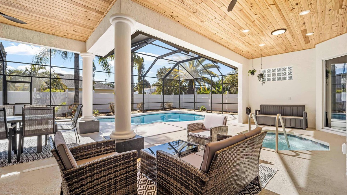 Palm Coast House | Luxury 5-Bedroom Retreat with Pool
