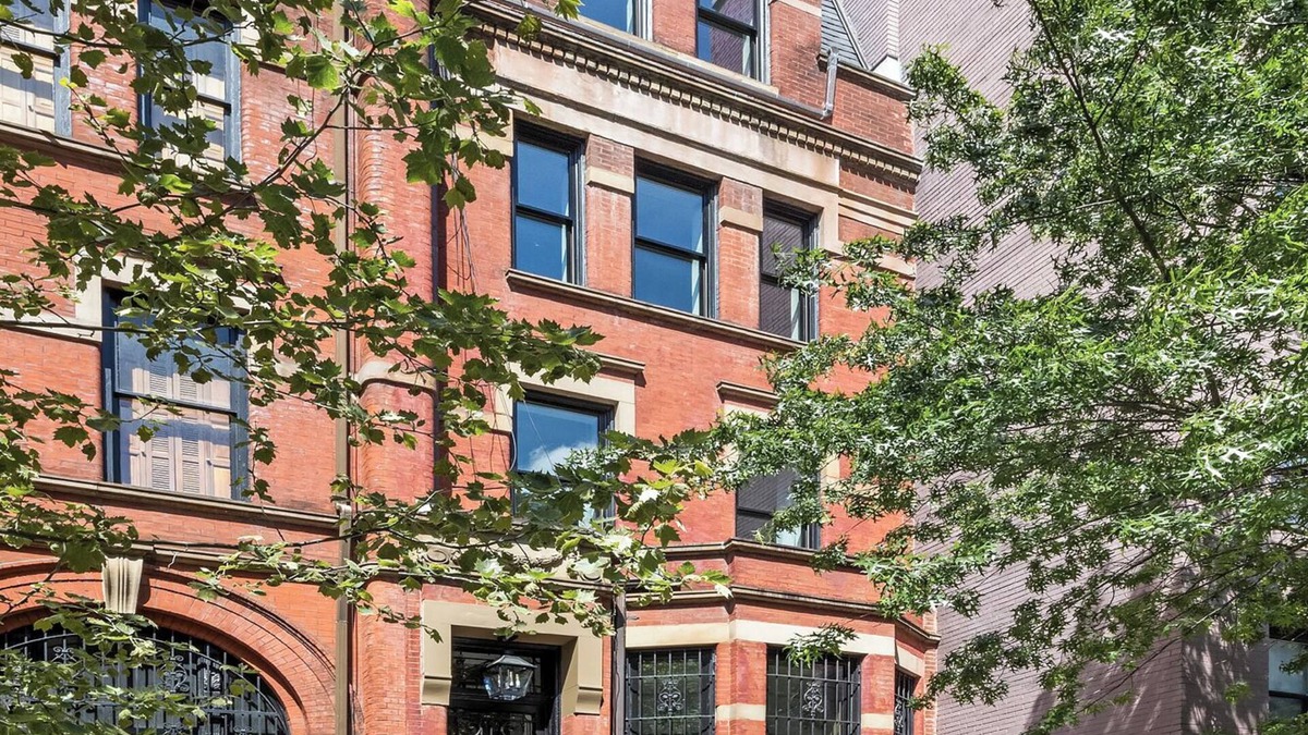 Upper West Side House | Luxury 5-Bedroom Townhome by Central Park, Upper West Side Manhattan NYC