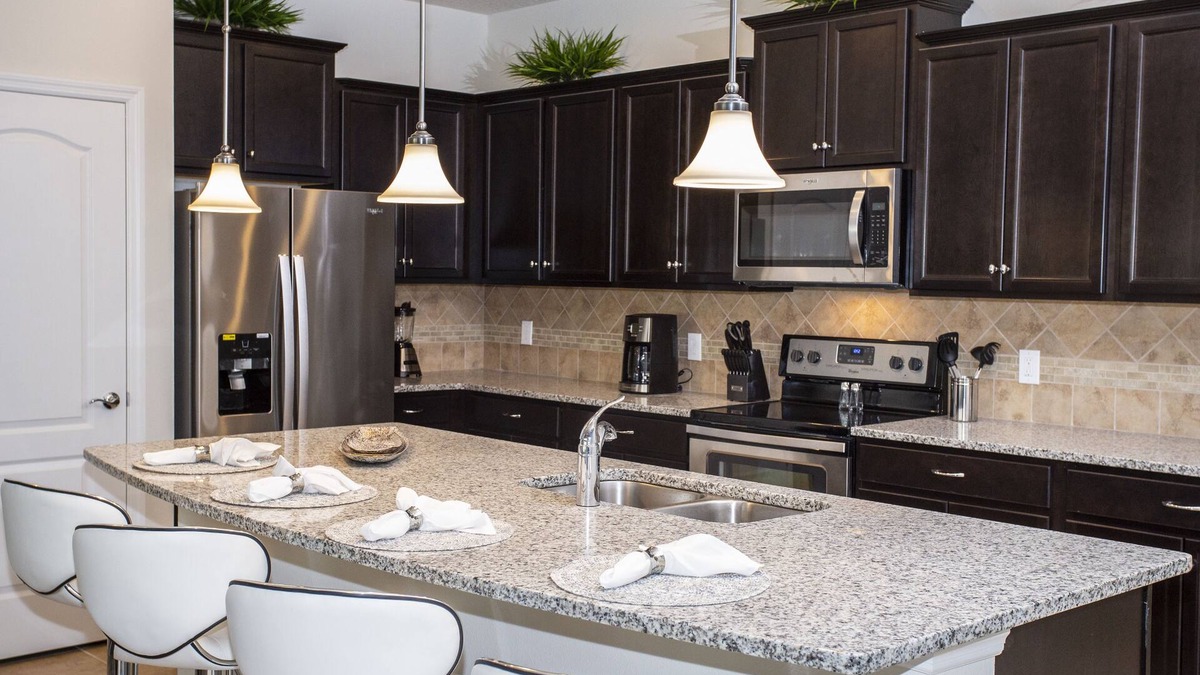 Four Corners House | Luxury 5 Bedroom w/Private Pool Close to Disney 8875