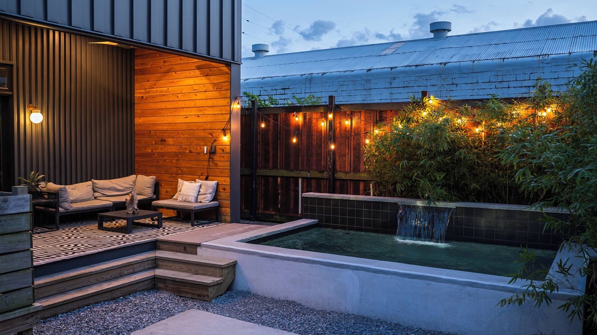 Irish Channel House | Luxury 5 BR, easy stroll to best of Magazine, minutes from French Quarter