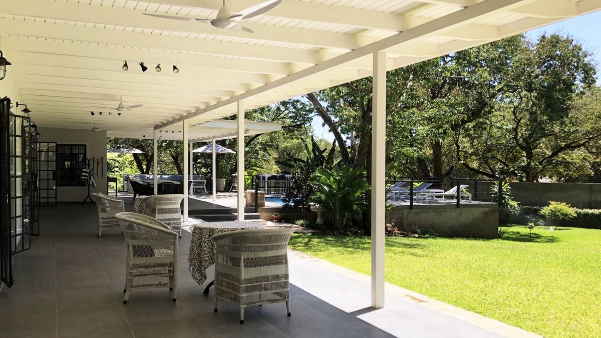 Victoria Falls House | Luxury 5 roomed Villa with A/C, swimming pool etc. in Victoria Falls, Zimbabwe