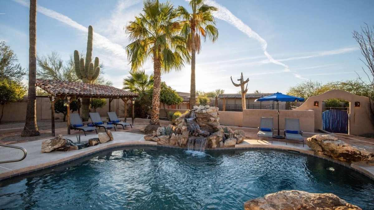 Monte De Paz House | Luxury 5BR in Scottsdale: Pickleball, Pool & Golf!