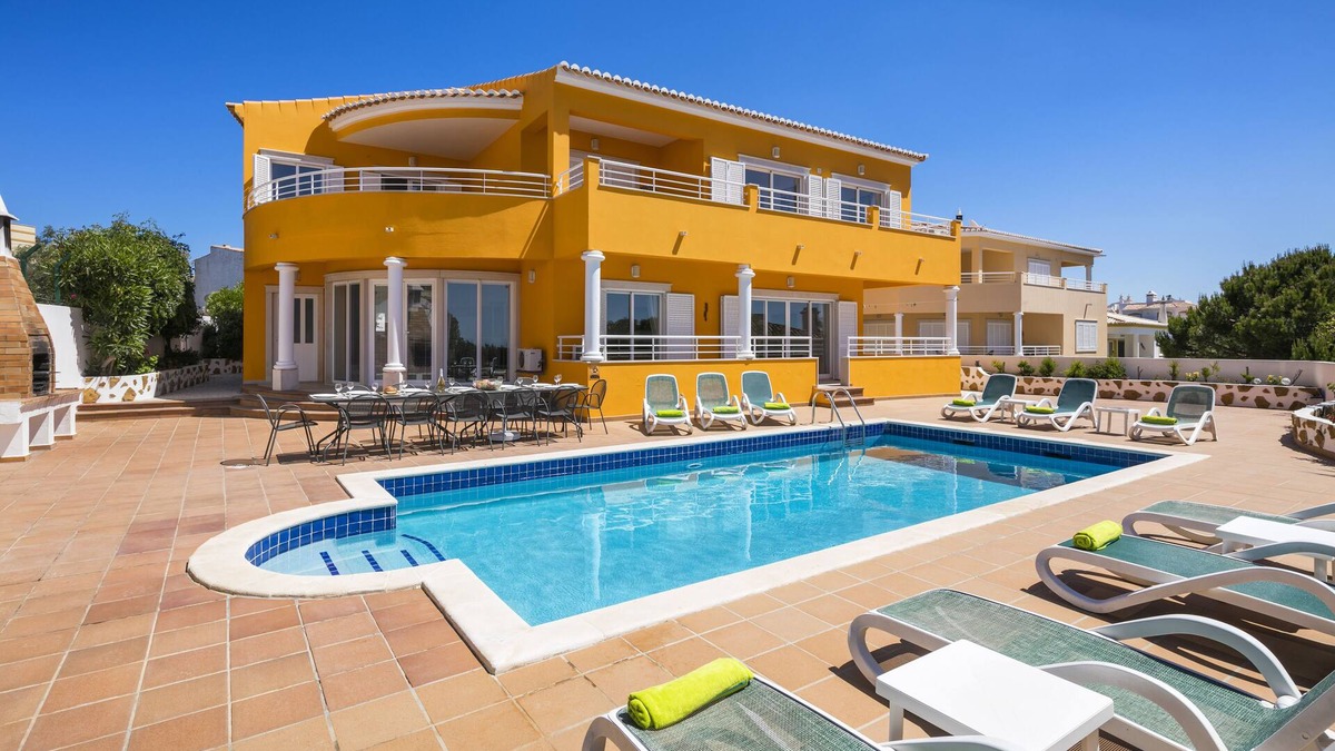 Praia da Luz Villa | Luxury 6 bedroom modern villa with private pool and stunning sea views