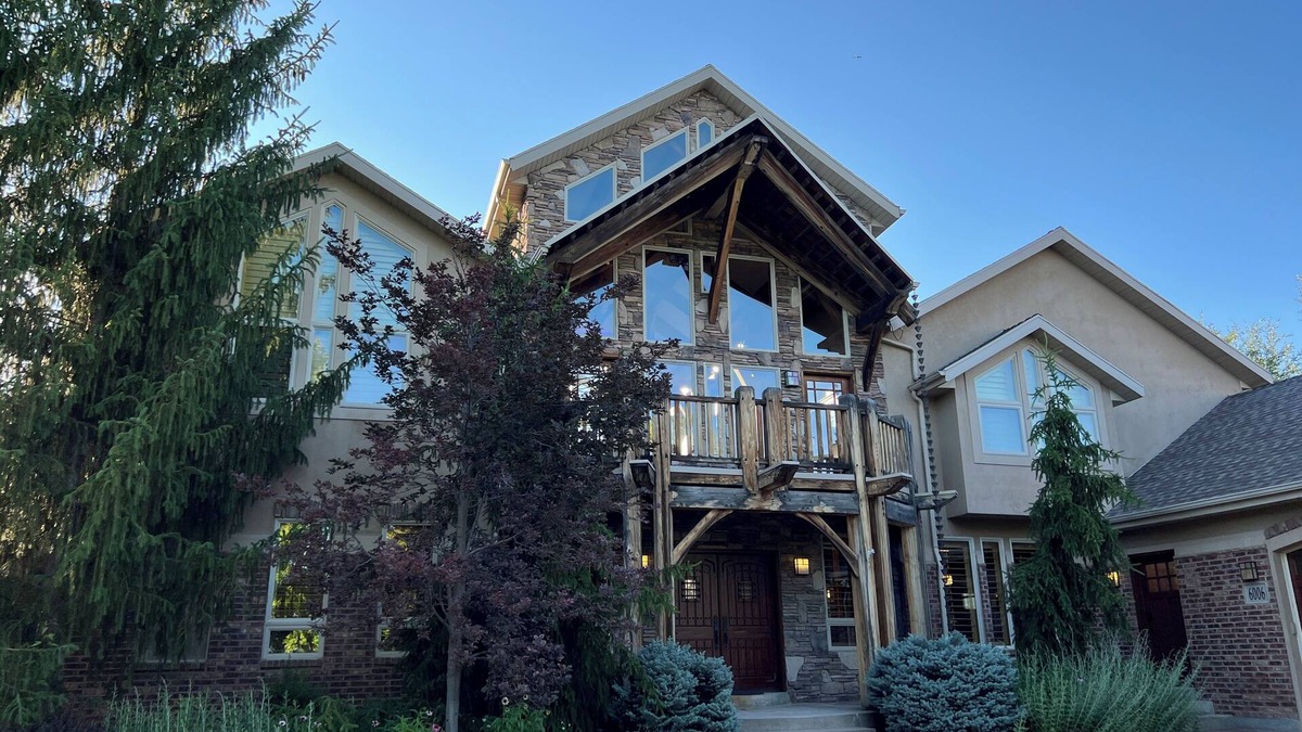 Mountain Green House | Luxury 6 Bedroom Oasis in Mountain Green, UT